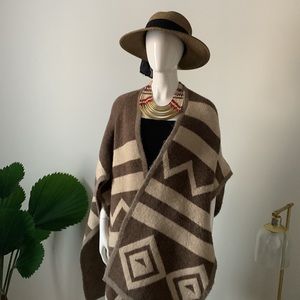 Zara Knit Tan Cream Oversized Poncho